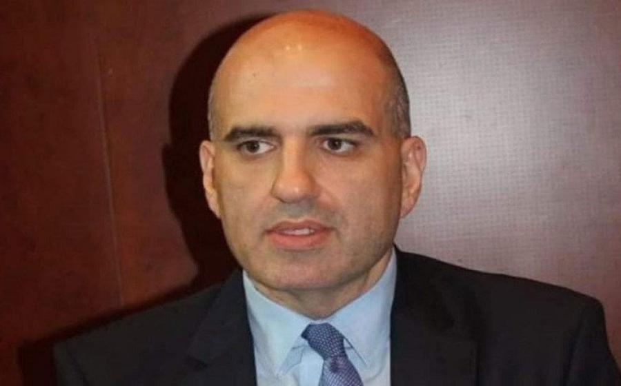 عقد مجلس إدارة المركز الإقليمي للإصلاح الزراعي والتنمية الريفية في دول الشرق الأدنى إجتماعه العادي السابع عشر في عمان الأردن، وبحث خلاله تعزيز التعاون المشترك والتبادل الزراعي بين دول الشرق الأدنى الأعضاء. وانتُخب خلال الإجتماع مدير عام وزارة الزراعة لويس لحود رئيساً لمجلس إدارة المركز. وبعد الإنتخاب، جرى التسلم والتسليم بين لحود ورئيس مجلس الإدارة السابق أمين عام وزارة الزراعة الأردنية الدكتور محمد الحياري. وشكر لحود الدول الأعضاء على انتخابه وعلى ثقتهم وحيا الرئيس السابق على جهوده المميزة خلال توليه رئاسة