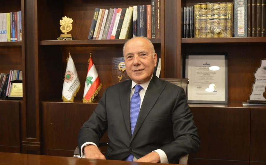 الرئيس دبوسي في عيد الكويت الوطني :" نتطلع الى تعزيز جسور التعاون والتكامل بين لبنان والكويت"